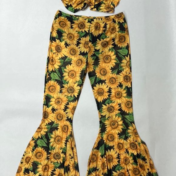 Daisy Outfit - Picture 2 of 3